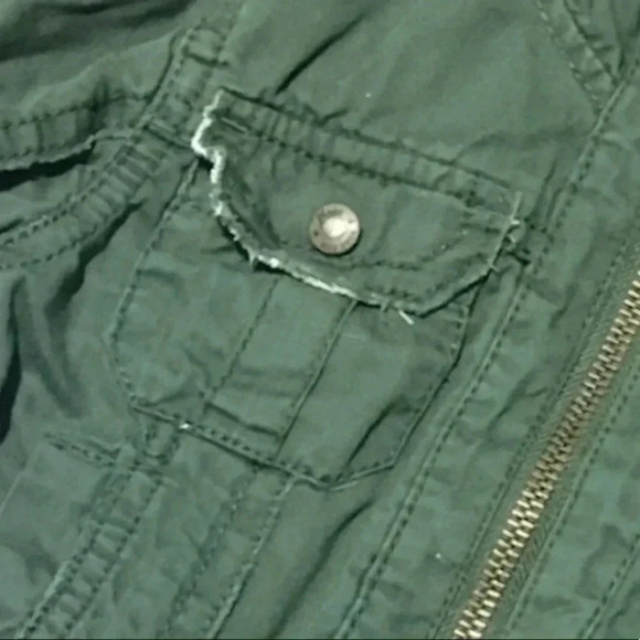 Place Green Zip Up  Jacket - Picture 3 of 5